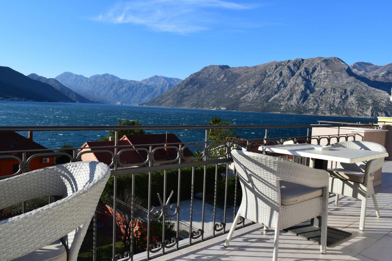 Apartmani Bobo Kotor Eksteriør billede