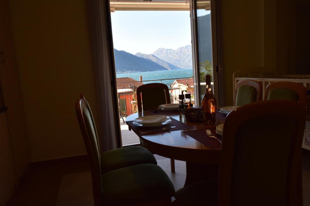 Apartmani Bobo Kotor Eksteriør billede